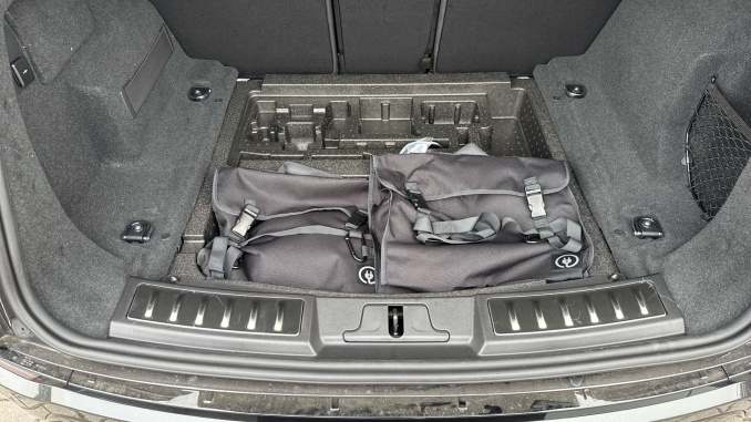 Land Rover Range Rover Evoque 1.5 P270e Hoxton Edition 5dr Auto Hatchback - Image 39